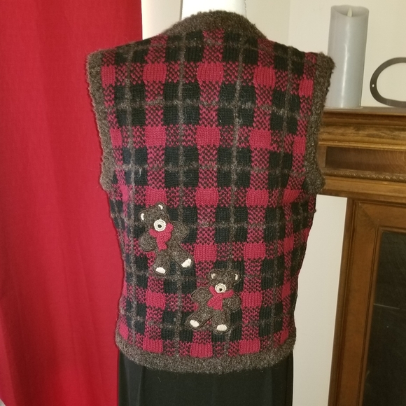 Vest - Picture 2 of 2